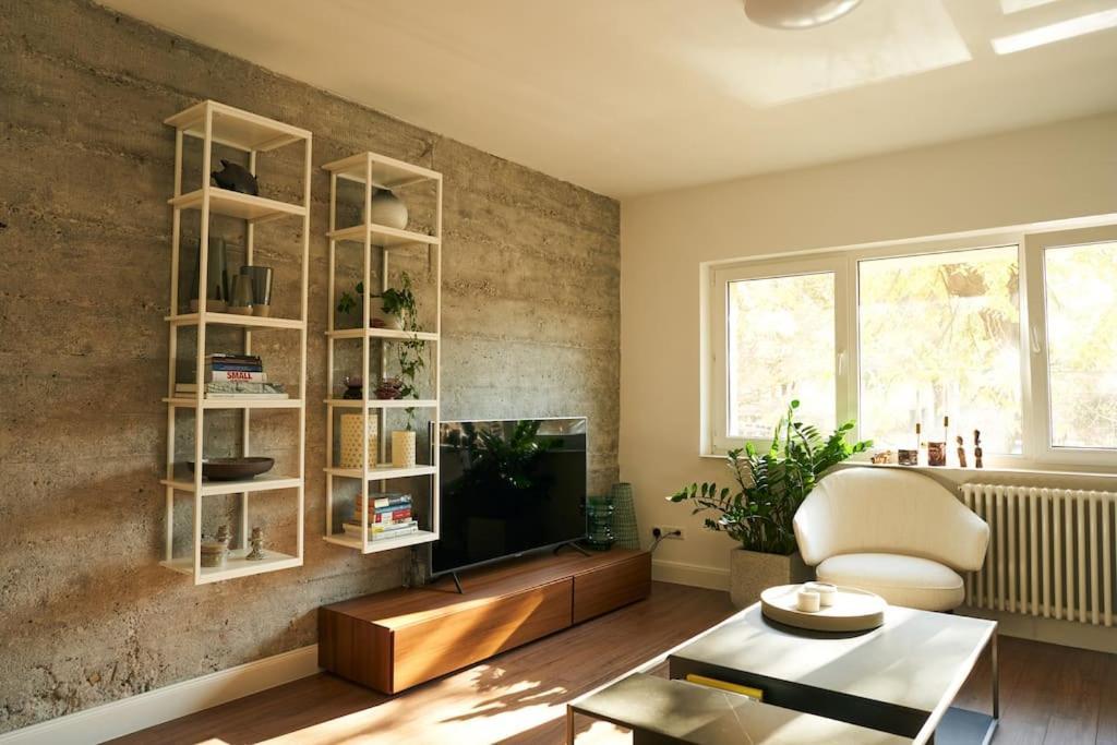 Ultracentral Two Rooms Apartment In Bucarest Esterno foto