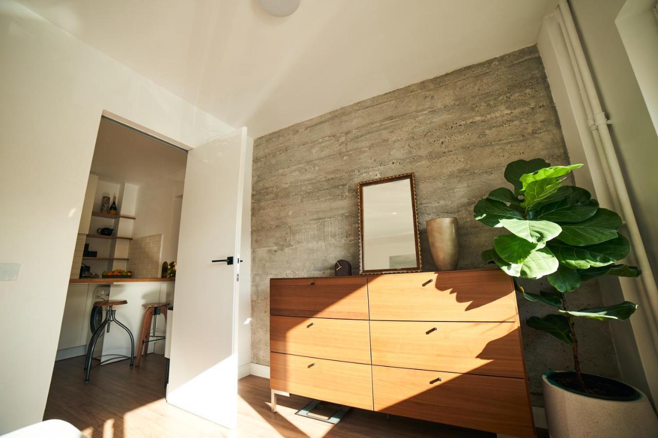 Ultracentral Two Rooms Apartment In Bucarest Esterno foto